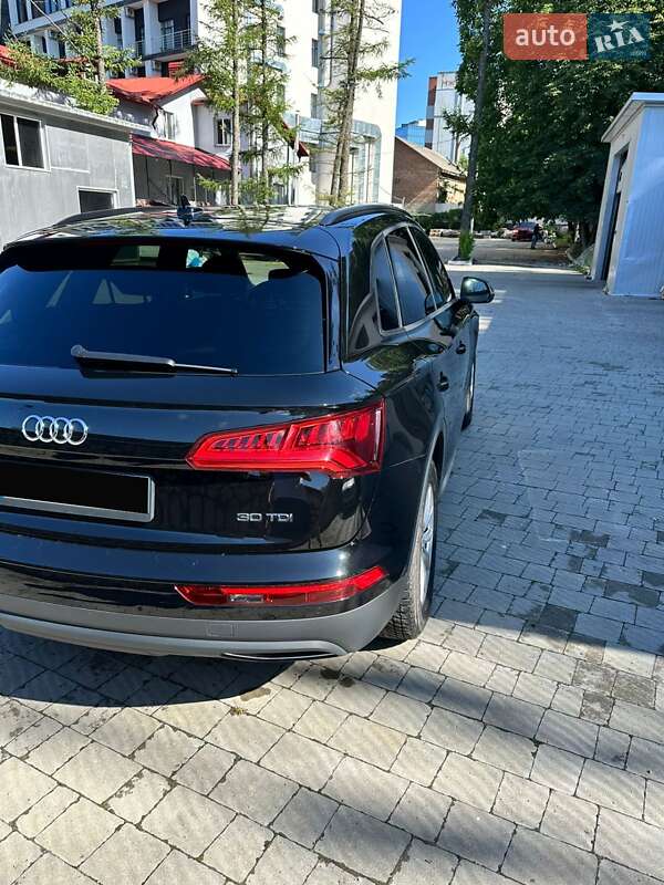 Внедорожник / Кроссовер Audi Q5 2019 в Днепре