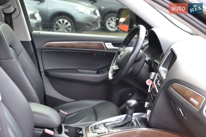 Позашляховик / Кросовер Audi Q5 2016 в Луцьку фото 28 Позашляховик / Кросовер Audi Q5 2016 в Луцьку
