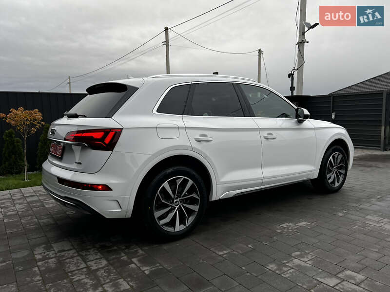 Позашляховик / Кросовер Audi Q5 2021 в Луцьку
