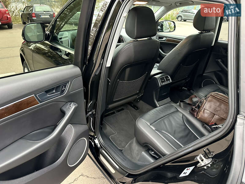 Позашляховик / Кросовер Audi Q5 2015 в Києві