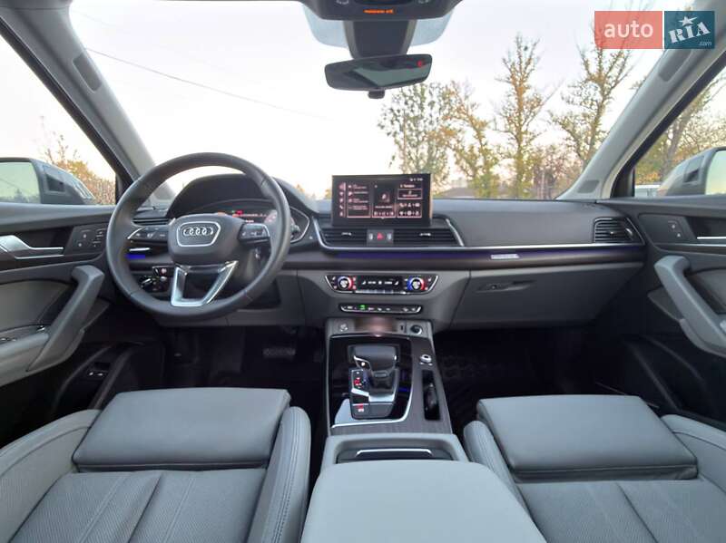 Внедорожник / Кроссовер Audi Q5 2023 в Харькове