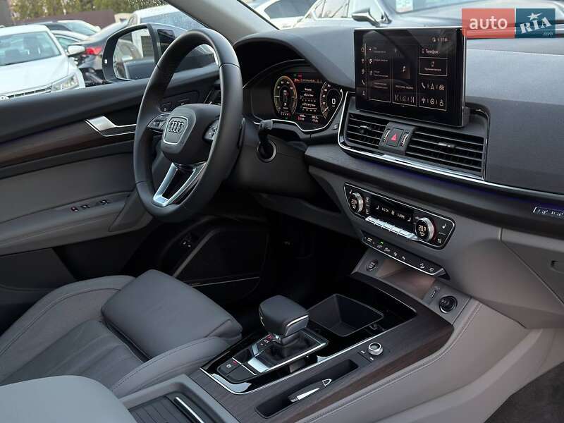 Внедорожник / Кроссовер Audi Q5 2023 в Харькове