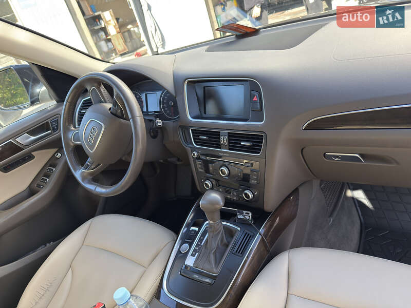 Позашляховик / Кросовер Audi Q5 2014 в Чернівцях фото 5 Позашляховик / Кросовер Audi Q5 2014 в Чернівцях