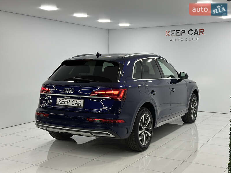 Позашляховик / Кросовер Audi Q5 2021 в Одесі