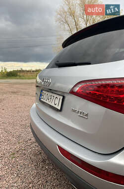 Внедорожник / Кроссовер Audi Q5 2009 в 