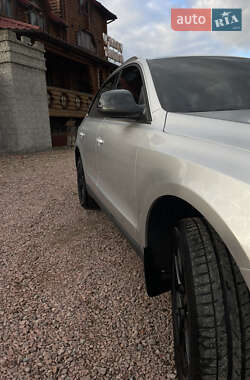 Внедорожник / Кроссовер Audi Q5 2009 в 