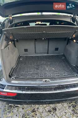 Позашляховик / Кросовер Audi Q5 2010 в 