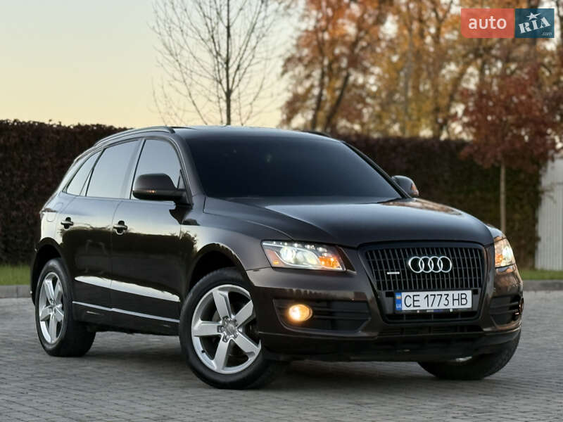 Позашляховик / Кросовер Audi Q5 2011 в Чернівцях