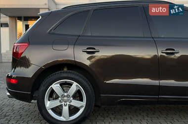 Позашляховик / Кросовер Audi Q5 2011 в  фото 16 Позашляховик / Кросовер Audi Q5 2011 в