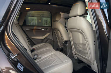 Позашляховик / Кросовер Audi Q5 2011 в  фото 33 Позашляховик / Кросовер Audi Q5 2011 в