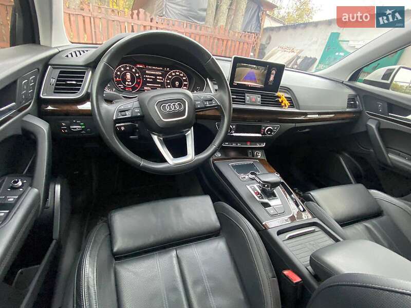 Позашляховик / Кросовер Audi Q5 2020 в Харкові