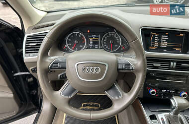 Позашляховик / Кросовер Audi Q5 2014 в 