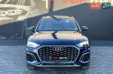 Позашляховик / Кросовер Audi Q5 2021 в 