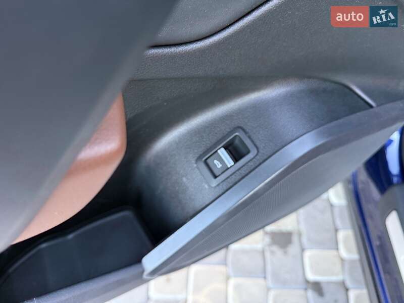 Внедорожник / Кроссовер Audi Q5 2021 в Львове