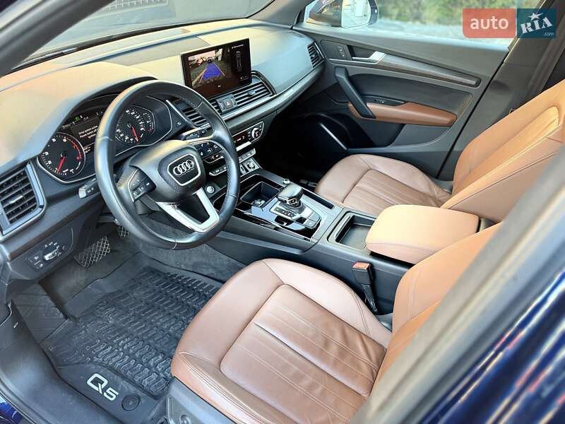 Внедорожник / Кроссовер Audi Q5 2021 в Львове