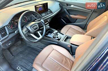 Позашляховик / Кросовер Audi Q5 2021 в 