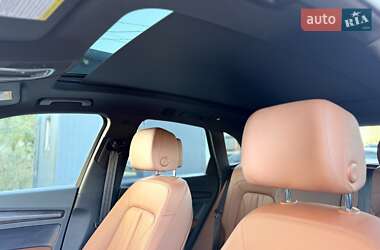 Позашляховик / Кросовер Audi Q5 2021 в 