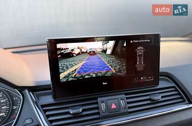 Позашляховик / Кросовер Audi Q5 2021 в 