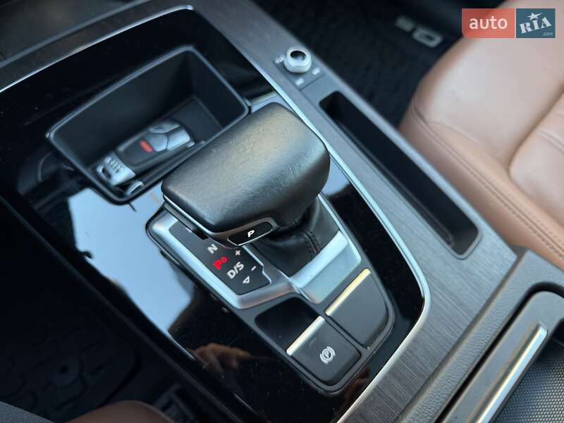 Внедорожник / Кроссовер Audi Q5 2021 в Львове