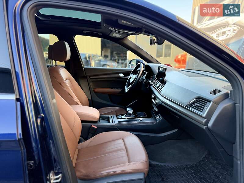 Внедорожник / Кроссовер Audi Q5 2021 в Львове
