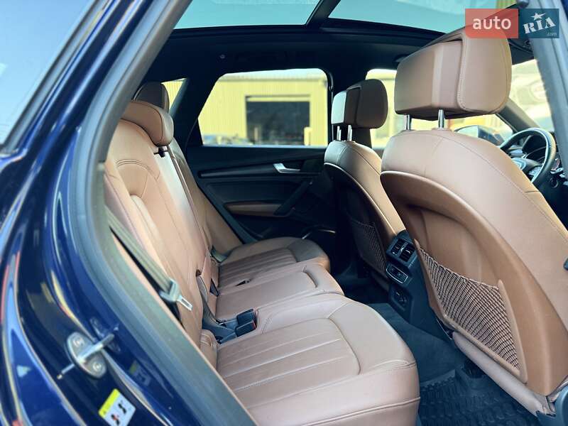 Внедорожник / Кроссовер Audi Q5 2021 в Львове