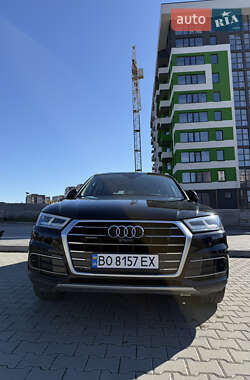 Позашляховик / Кросовер Audi Q5 2016 в 
