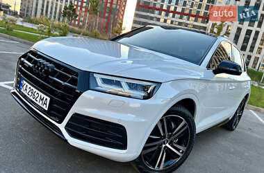 Позашляховик / Кросовер Audi Q5 2019 в  фото 11 Позашляховик / Кросовер Audi Q5 2019 в
