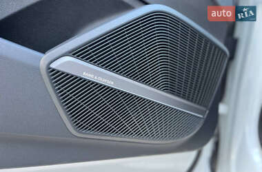 Позашляховик / Кросовер Audi Q5 2019 в  фото 25 Позашляховик / Кросовер Audi Q5 2019 в