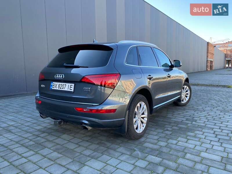 Позашляховик / Кросовер Audi Q5 2016 в 