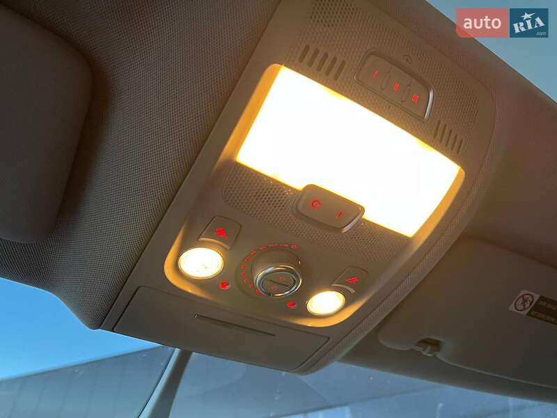 Позашляховик / Кросовер Audi Q5 2015 в Львові фото 31 Позашляховик / Кросовер Audi Q5 2015 в Львові