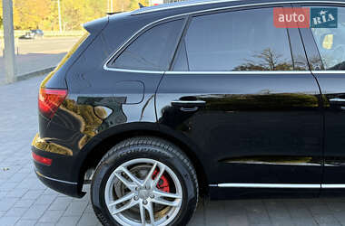 Позашляховик / Кросовер Audi Q5 2016 в 