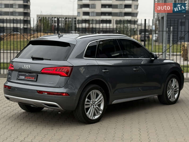 Позашляховик / Кросовер Audi Q5 2019 в Києві фото 21 Позашляховик / Кросовер Audi Q5 2019 в Києві