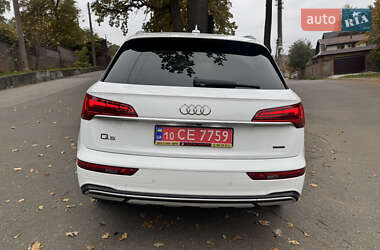 Позашляховик / Кросовер Audi Q5 2021 в  фото 12 Позашляховик / Кросовер Audi Q5 2021 в