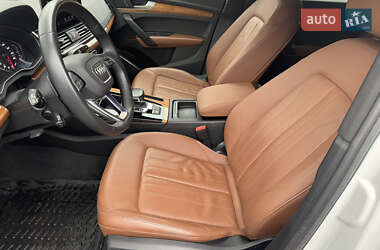 Позашляховик / Кросовер Audi Q5 2021 в  фото 15 Позашляховик / Кросовер Audi Q5 2021 в