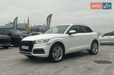 Внедорожник / Кроссовер Audi Q5 2018 в Киеве