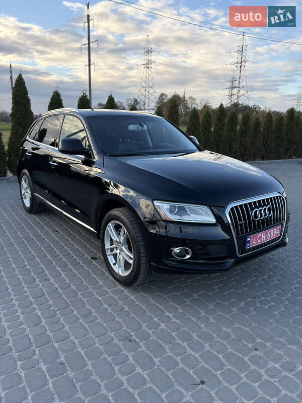 Позашляховик / Кросовер Audi Q5 2017 в Львові
