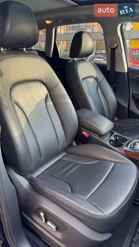 Позашляховик / Кросовер Audi Q5 2015 в Рівному