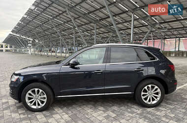 Внедорожник / Кроссовер Audi Q5 2015 в 