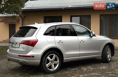 Позашляховик / Кросовер Audi Q5 2011 в 