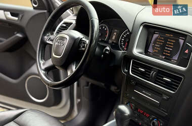 Позашляховик / Кросовер Audi Q5 2011 в 