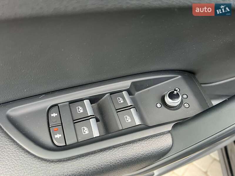 Позашляховик / Кросовер Audi Q5 2020 в Львові фото 16 Позашляховик / Кросовер Audi Q5 2020 в Львові