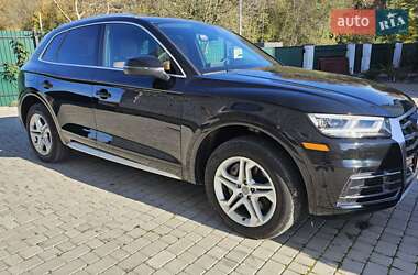 Позашляховик / Кросовер Audi Q5 2019 в 