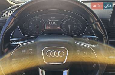 Позашляховик / Кросовер Audi Q5 2019 в 