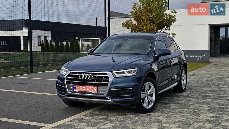 Позашляховик / Кросовер Audi Q5 2018 в  фото Позашляховик / Кросовер Audi Q5 2018 в