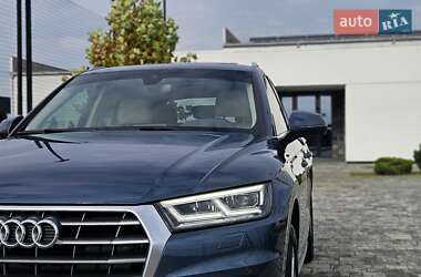 Позашляховик / Кросовер Audi Q5 2018 в  фото 26 Позашляховик / Кросовер Audi Q5 2018 в