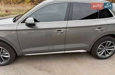 Позашляховик / Кросовер Audi Q5 2023 в  фото 4 Позашляховик / Кросовер Audi Q5 2023 в