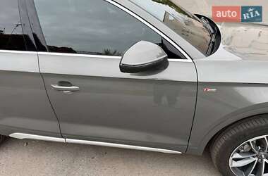 Позашляховик / Кросовер Audi Q5 2023 в  фото 10 Позашляховик / Кросовер Audi Q5 2023 в
