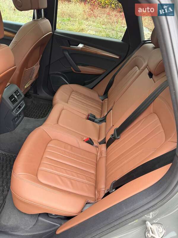 Позашляховик / Кросовер Audi Q5 2023 в Дніпрі фото 20 Позашляховик / Кросовер Audi Q5 2023 в Дніпрі