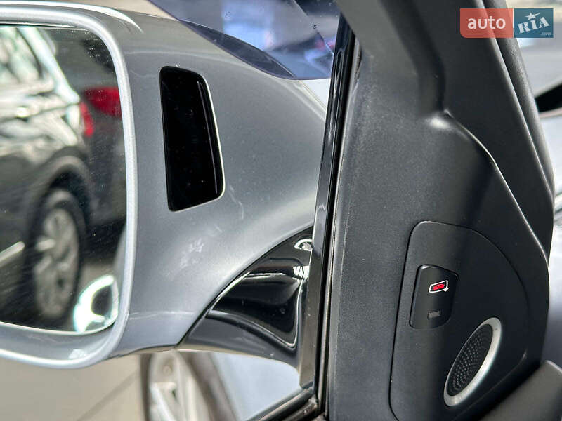 Внедорожник / Кроссовер Audi Q5 2016 в Одессе