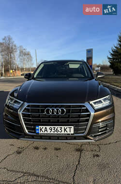 Позашляховик / Кросовер Audi Q5 2018 в Києві